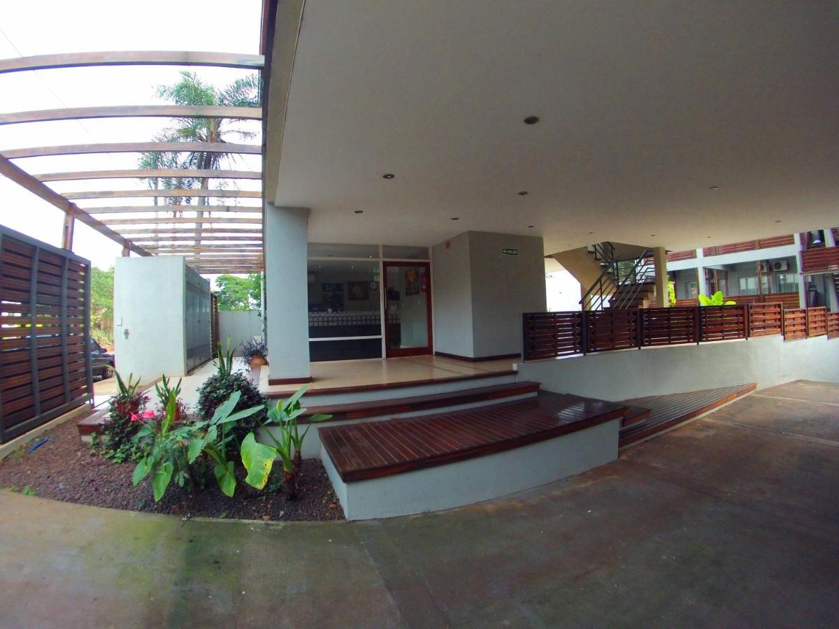 Yreta Apart Hotel Puerto Iguazú Dış mekan fotoğraf