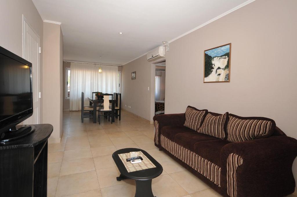Yreta Apart Hotel Puerto Iguazú Dış mekan fotoğraf